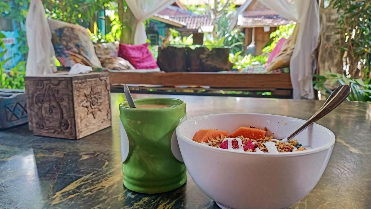 Santhiku Hotel & Spa Lovina Kültér fotó