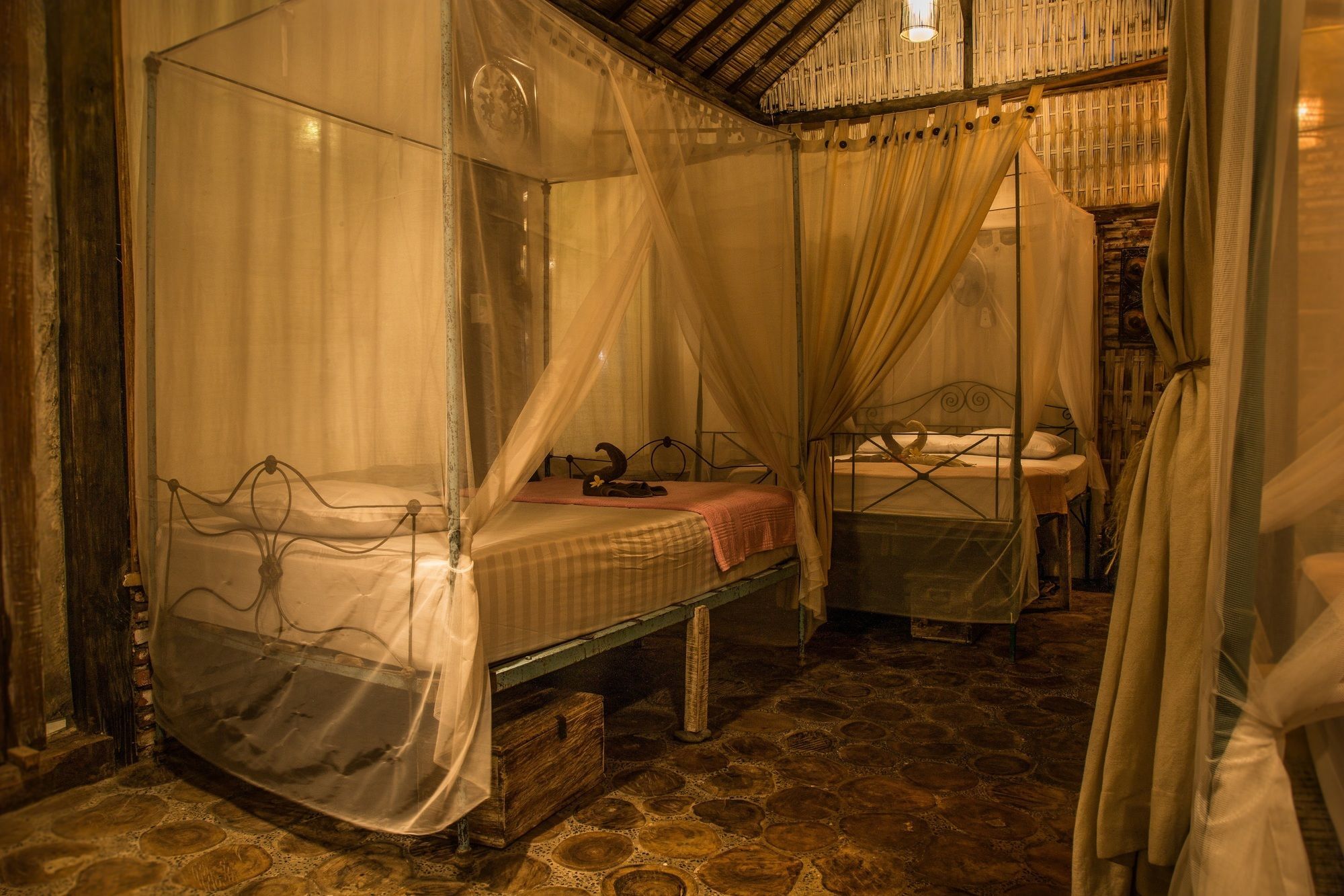 Santhiku Hotel & Spa Lovina Kültér fotó